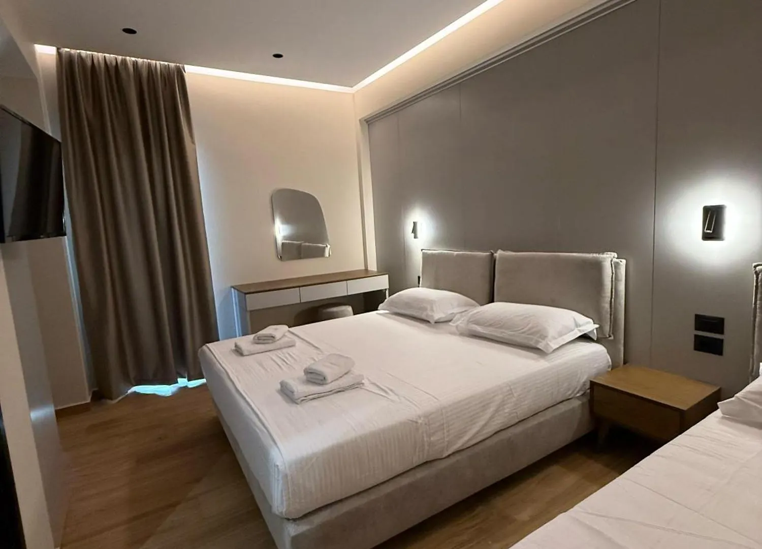 Afrimi Hotel クサミル アルバニア